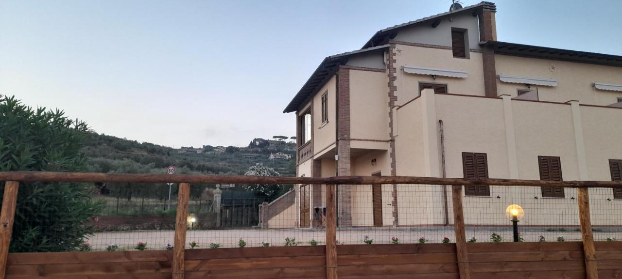 Agriturismo Il Vecchio Olivo Castagneto Carducci Exteriér fotografie